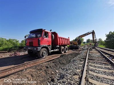TOMI - REMONT a.s. - rekonstrukce trati (Litovel)